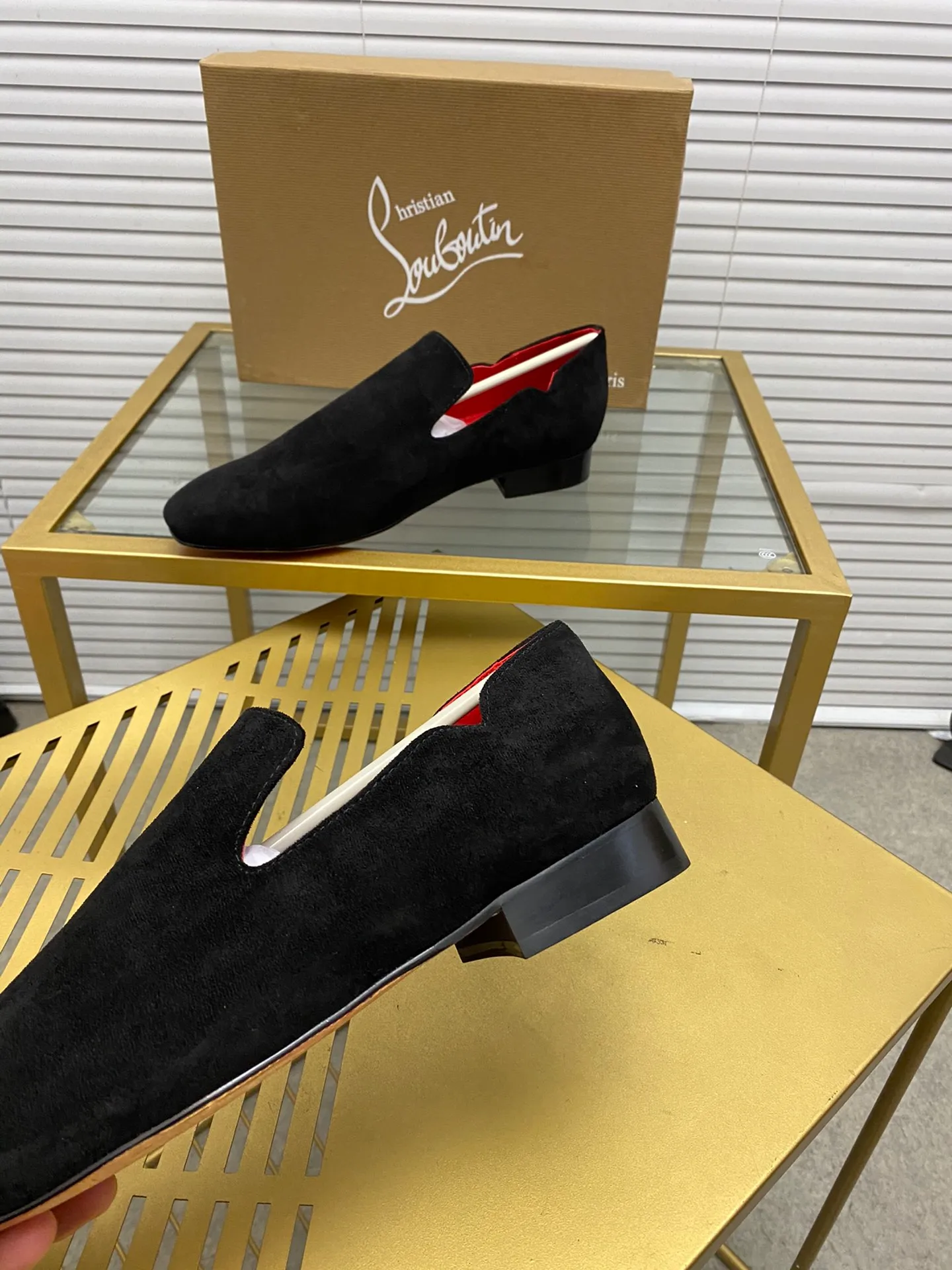 (Customized model) Ex-factory price is 500. christian louboutin (CL red sole shoes) counter series, casual sneakers for couples 📢 📢 📢 Exclusive hot style release 🎈🎈💪 Movable latex feet 👻 Finished outsole line [Proud] 😝Female 35-40# Male 38#-46, global supply😝 [Top version]: Original imported genuine leather upper, top original leather lining, original molded TPU outsole, original 1:1 detail processing, original shoe last,